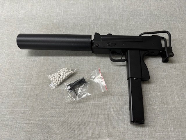 【中古品】発射確認済み HFCアサルトイーグル HGB-101 MAC-11 ガスブローバッグガン 対象年齢18歳以上 サイレンサー付（管理番号：049111）_画像3