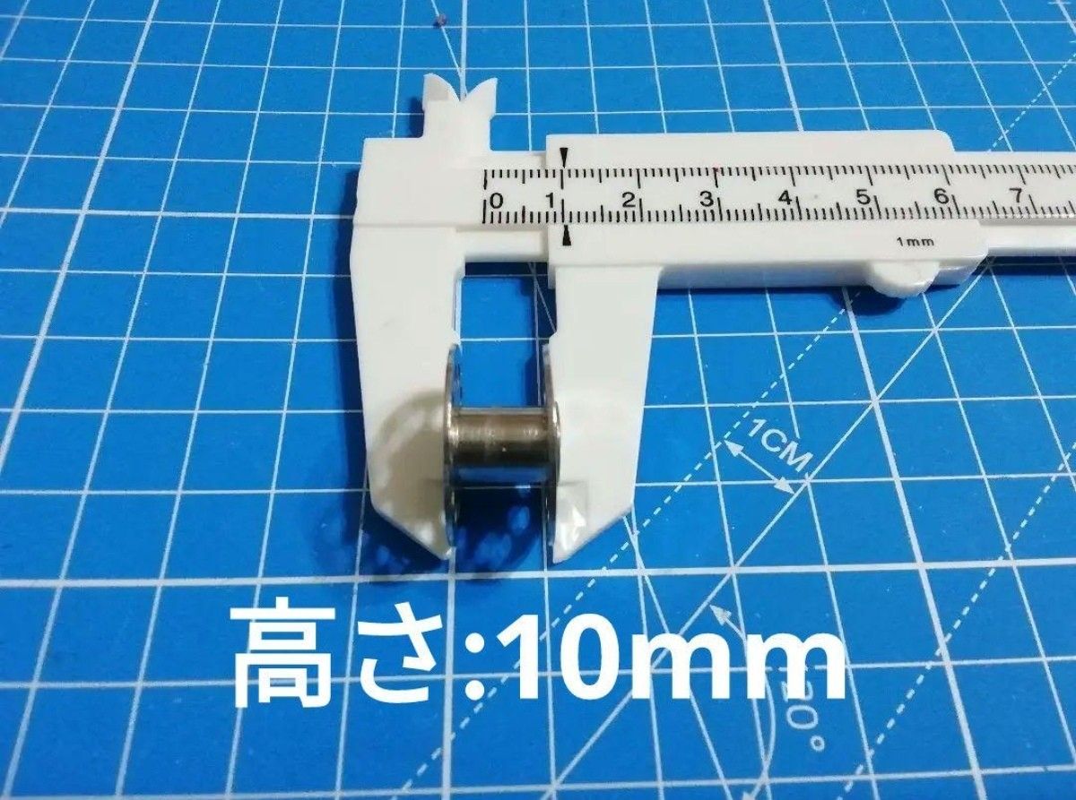 家庭用ミシン　ボビン50個　半回転用　スチール　ボビンケース1個付き