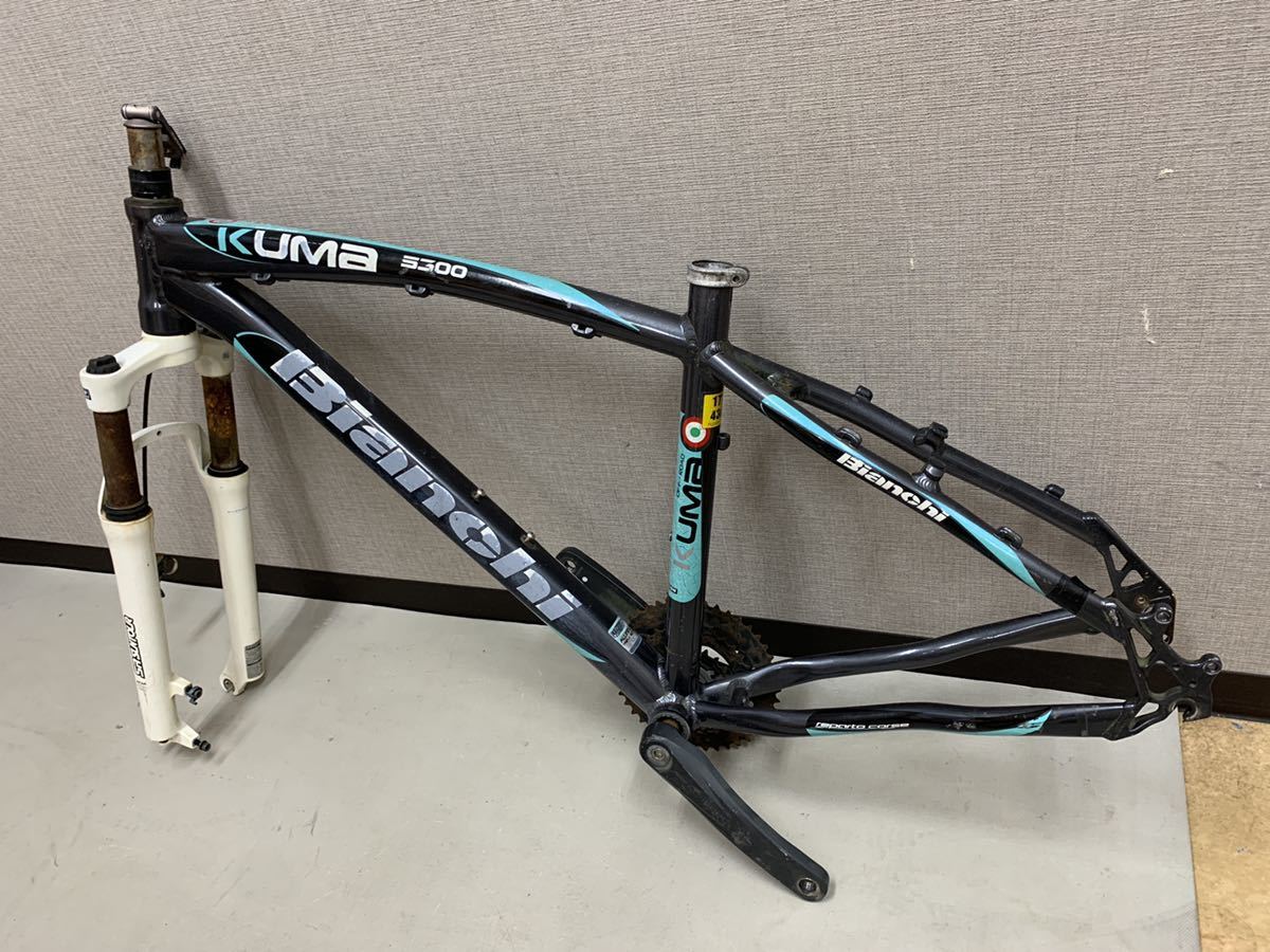 303F ビアンキ Bianchi KUMA 5300 マウンテンバイク 43cm OFF-ROAD SR SUNTOUR XCM SHIMANO FC-M391 EN14766 TRIPLE BUTTED 700 フレーム_画像1