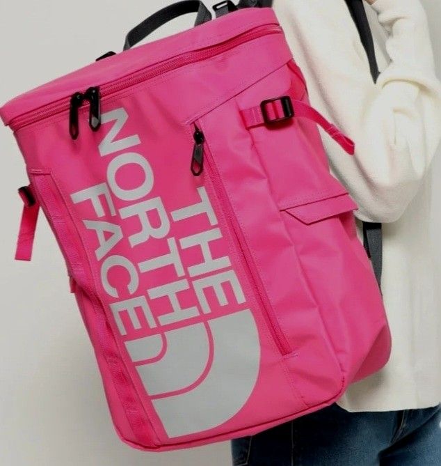 新品 ノースフェイス バックパック ミスターピンク MP 30L 新品 ノースフェイス バックパック ミスターピンク MP 30L