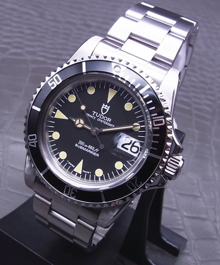 Yahoo!オークション - TUDOR ヴィンテージカスタム Ref.79090 盾 Yahoo!オークション - TUDOR ヴィンテージカスタム Ref.79090 盾