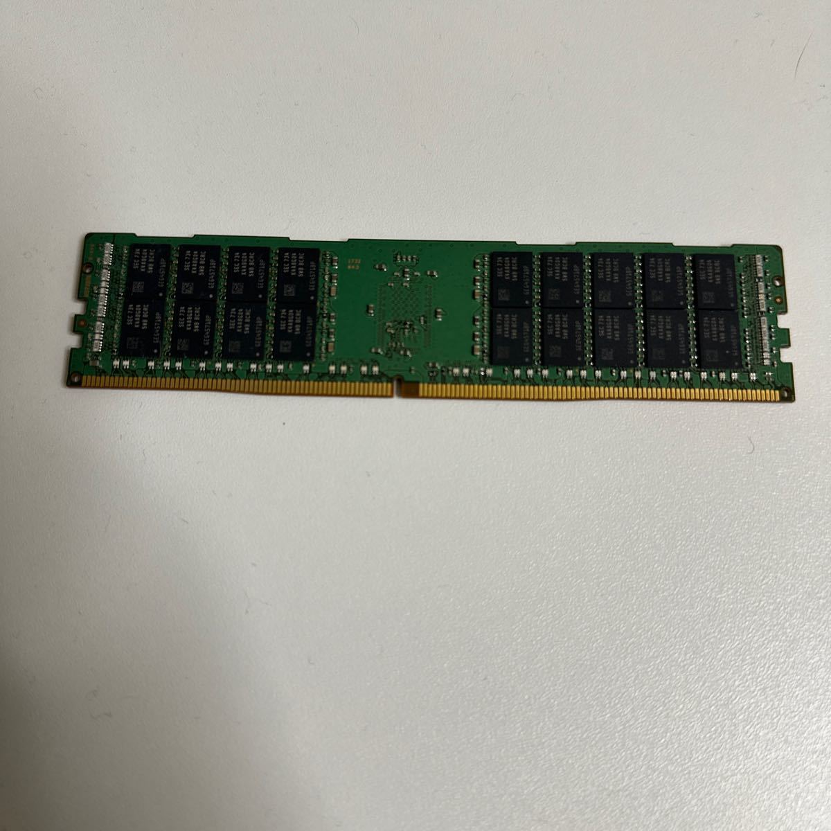 Samsung 32GB 2Rx4 PC4-2400T-RA1-11 サーバー用DDR4メモリ 32GB 1枚_画像2