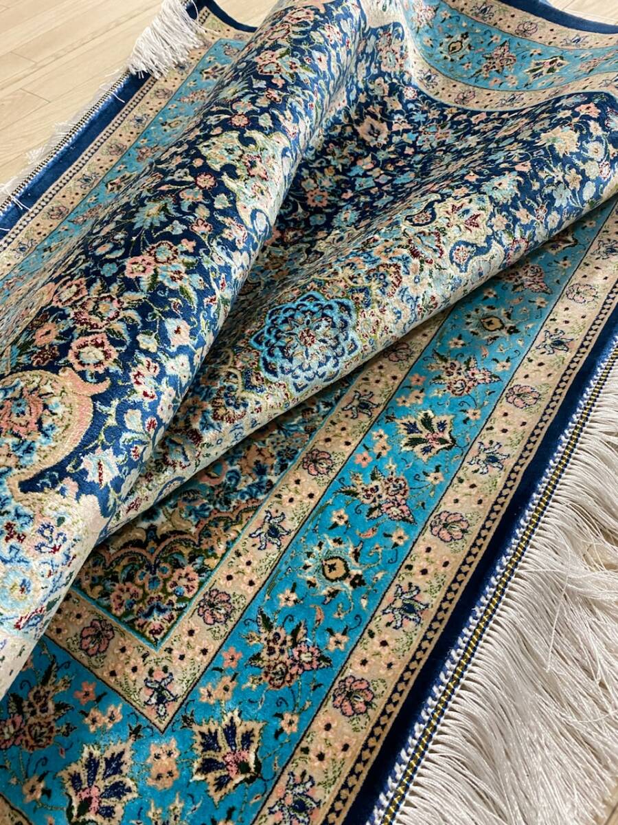 百貨店展示品　シルク100％ 最高峰225万ノット　イラン産　手織り 高級ペルシャ絨毯 101×152cm　#9_画像3