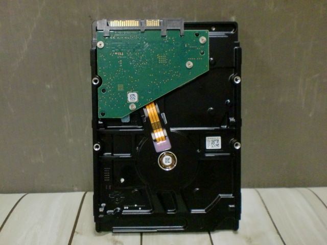 【3.5インチHDD/ 4TB】SEAGATE BARRACUDA ST4000DM004 SATA 5400rpm 31回/257H_画像3