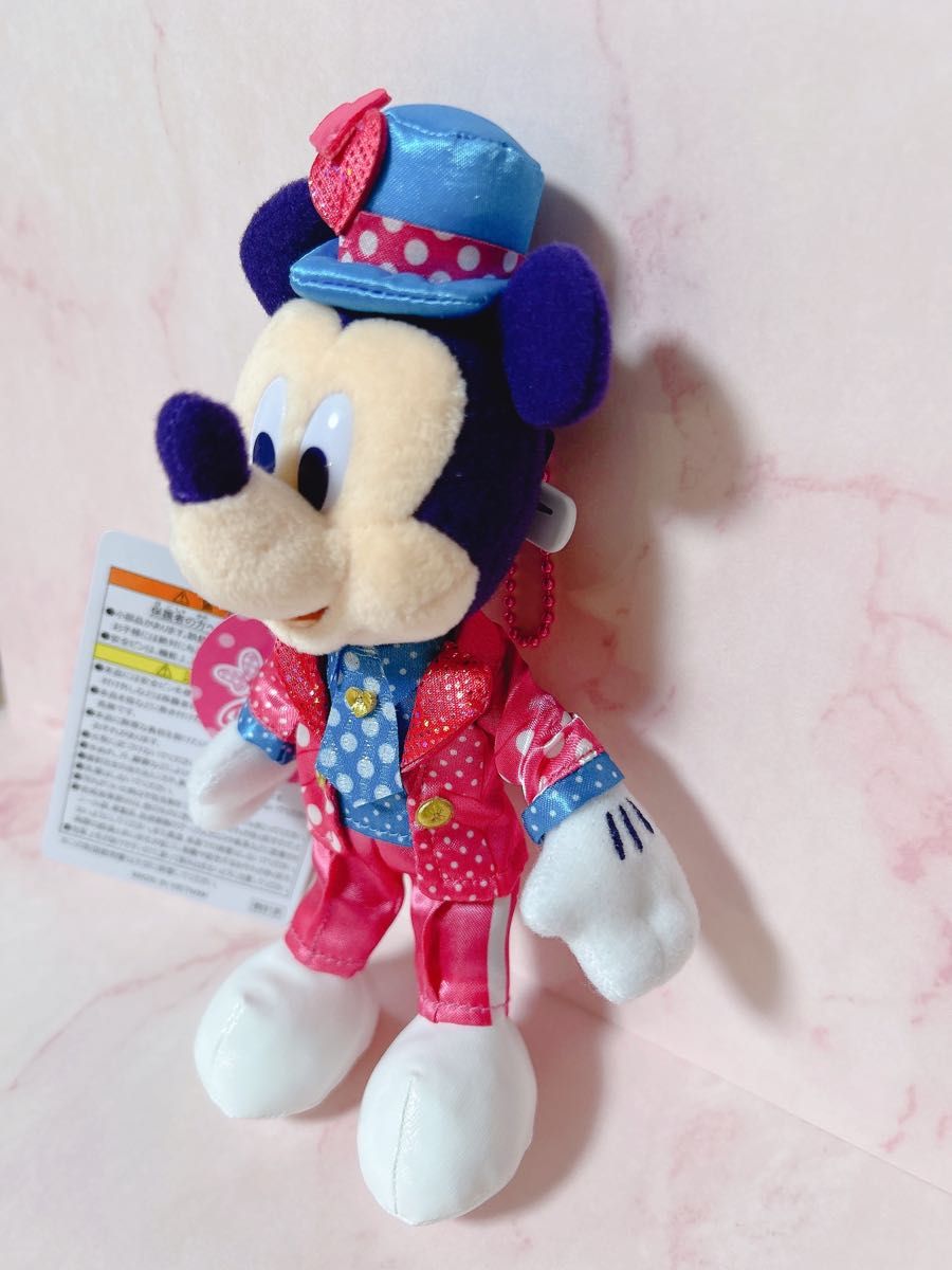 新品】ディズニー パルパルーザ ぬいぐるみバッジ ぬいば ミニー 新品】ディズニー パルパルーザ ぬいぐるみバッジ ぬいば ミニー
