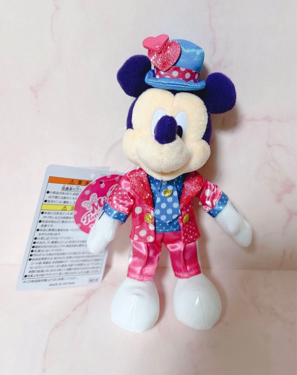 新品】ディズニー パルパルーザ ぬいぐるみバッジ ぬいば ミニー 新品】ディズニー パルパルーザ ぬいぐるみバッジ ぬいば ミニー
