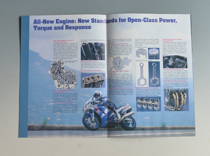 スズキ GSX-R1100 SUZUKI GSX-R1100 1992年10月 英語表記のカタログ【S-GSX-R42】の画像3