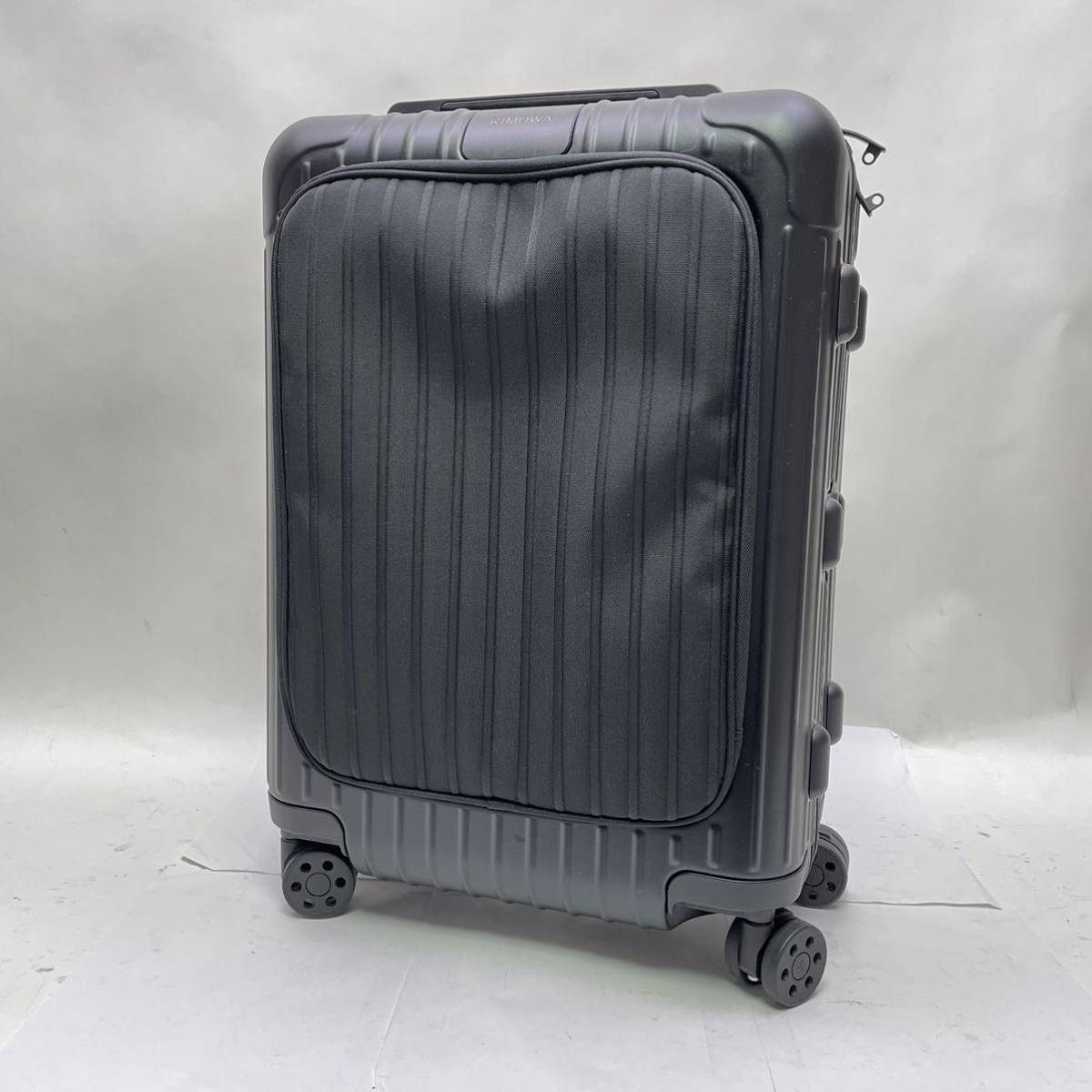 新型 RIMOWA リモワ スーツケース キャリーケース ブラック 4輪 マルチホイール_画像1