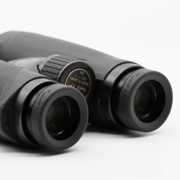 Yahoo!オークション - 【並品】Nikon 双眼鏡 EDG 8X42 #1752 Yahoo!オークション - 【並品】Nikon 双眼鏡 EDG 8X42 #1752