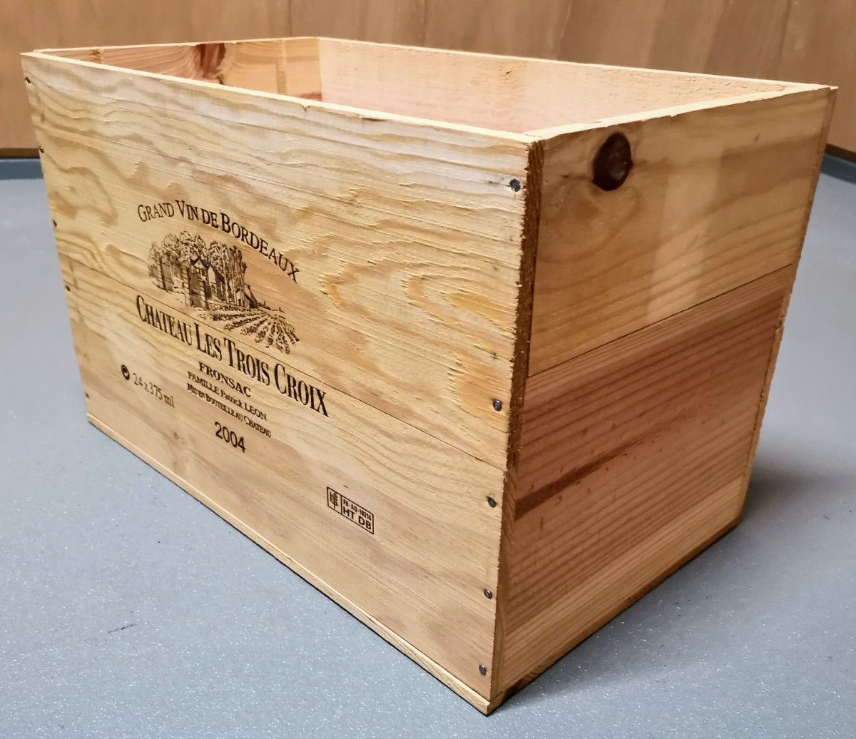 フランスボルドーワイン木箱１、2004’シャトーレ トロワ クロワ　375× 24 ヴィンテージウッドケース　上蓋無し　レア品