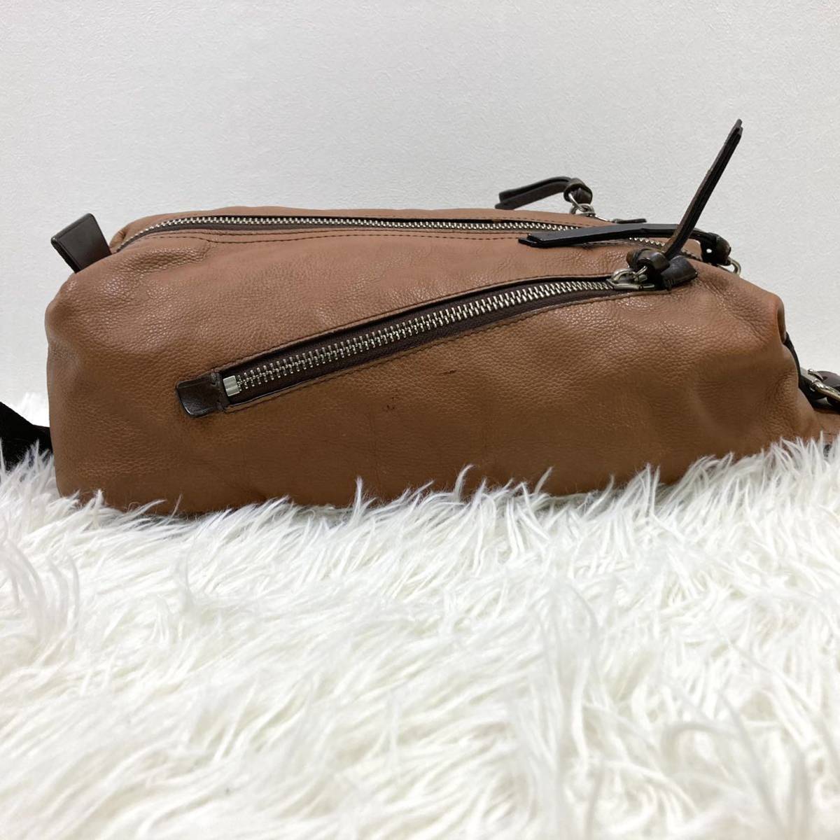 1円 【人気】 COACH コーチ ボディバッグ トンプソン 70360 スリング クロスボディ レザー ブラウン ショルダー 斜め掛け メンズ ビジネス_画像3