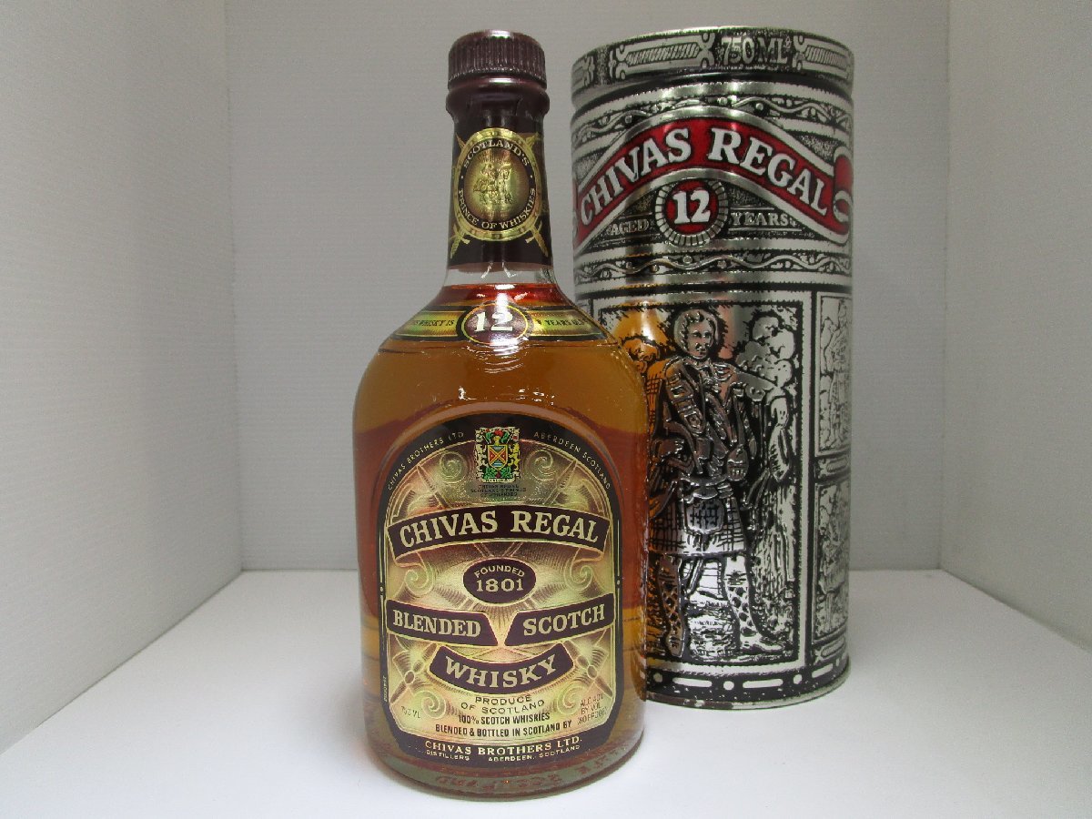 シーバスリーガル 12年 750ml 40% CHIVAS REGAL スコッチウイスキー 未開栓 古酒 ケース付き/B35299の画像1