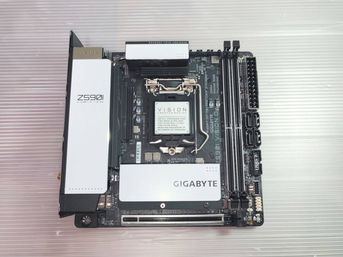 GIGABYTE Z590I VISION D Mini-ITX マザーボード LGA1200_画像2