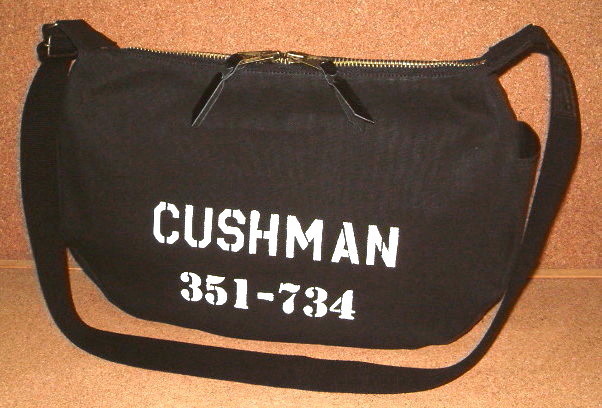 新品 CUSHMAN クッシュマン 肉厚 コットンダック生地 ステンシル 大型 メッセンジャーバッグ ボディーバッグ (黒) 帆布 キャンバス生地 鞄