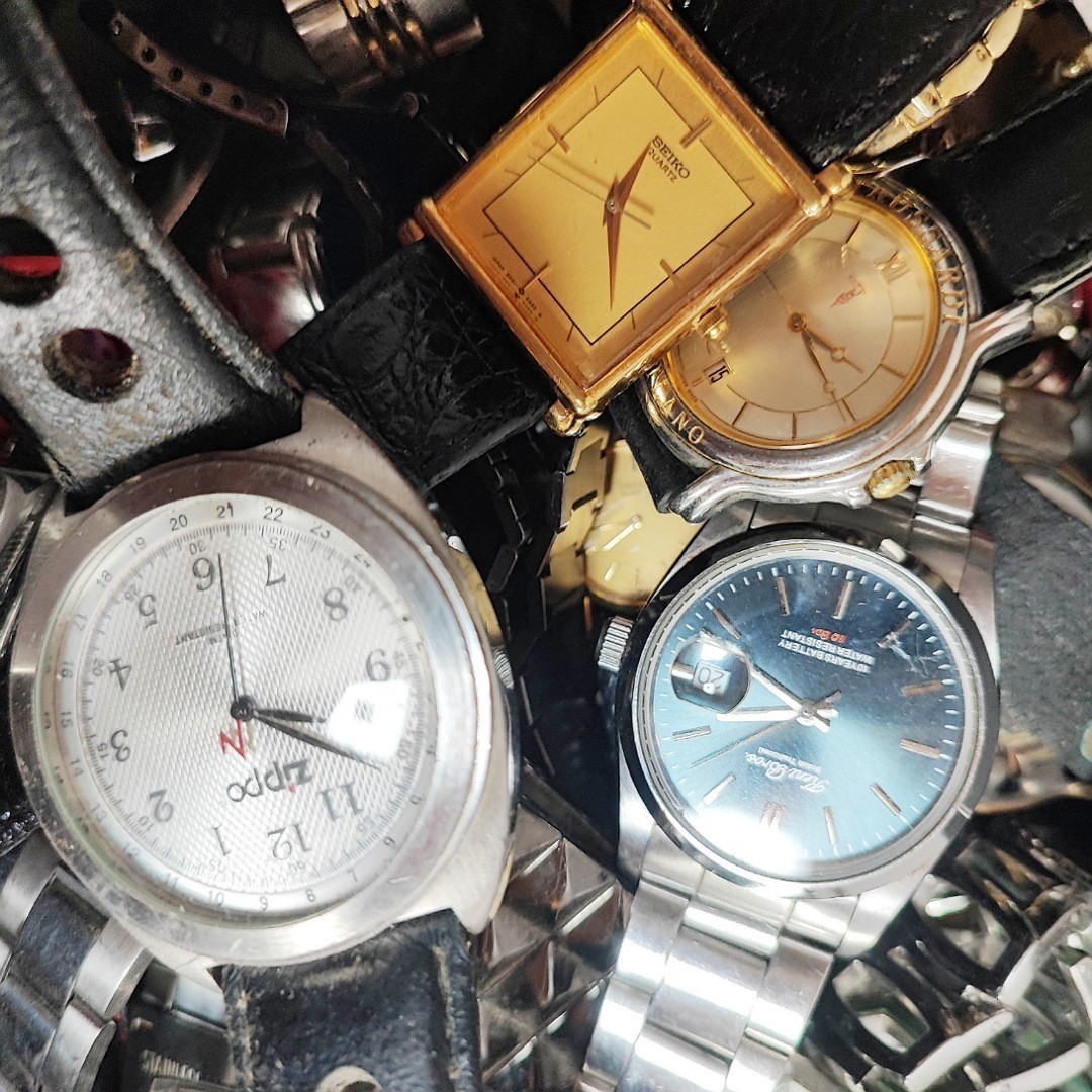 WALTHAM EMPORIO ARMANI SEIKO など 約200本 まとめて メンズレディース腕時計 大量 セット kg本点個 ジャンク A03 _画像8