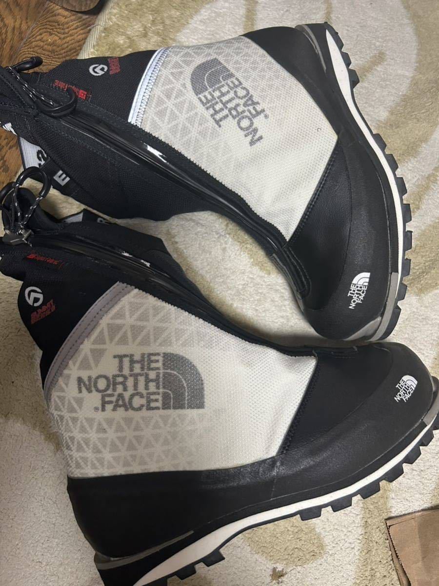 訳アリ】定15.4万 未使用◆THE NORTH FACE◆SUMMIT SERIES Verto S6K Extreme マウンテンブーツ 26.5cm 黒/白◆ノースフェイス◆J1913