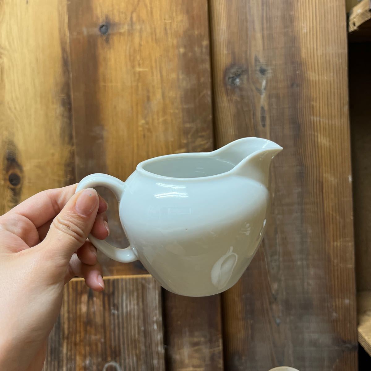 2個セット ミルクポット フラワーベース 花瓶 レトロ ホワイト アンティーク クリーマー ミルクピッチャー シンプル 白磁 喫茶 陶器 花屋の画像6