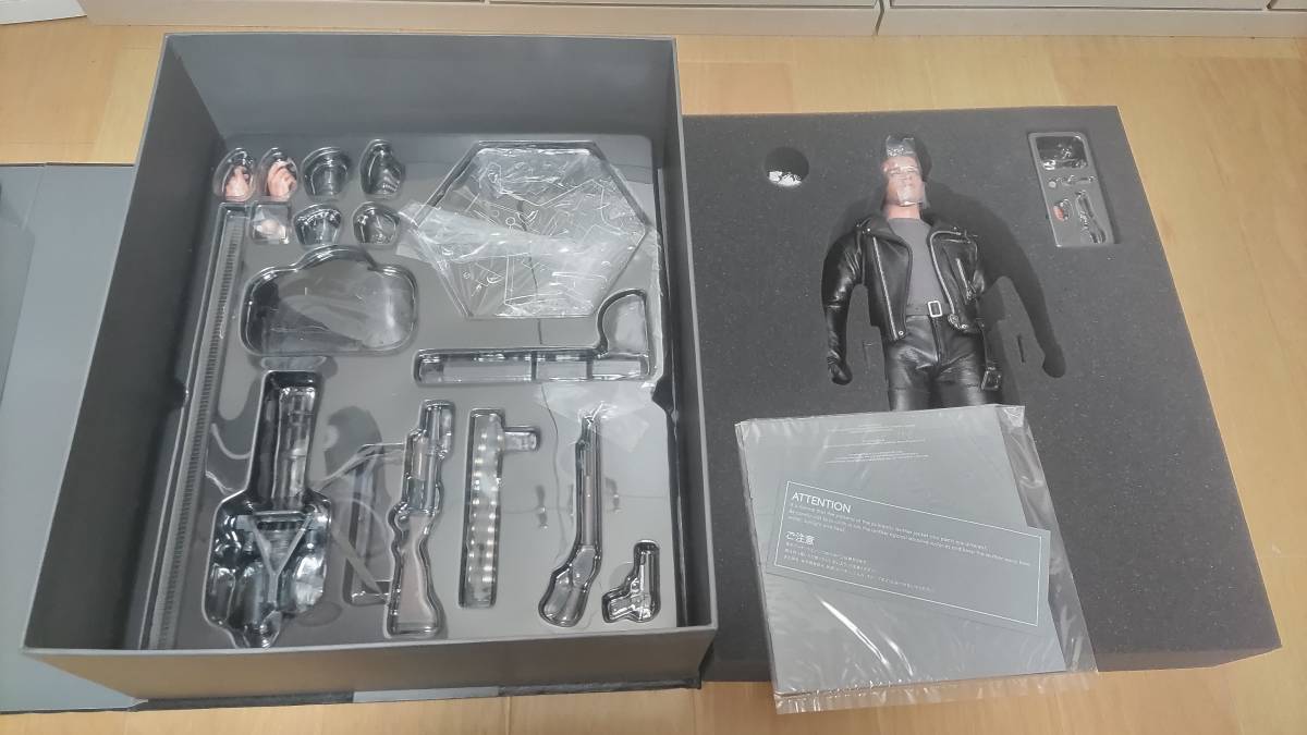 ホットトイズ hottoys 1/6 ムービーマスターピース DX10『ターミネーター２』 Ｔ-８００_画像5