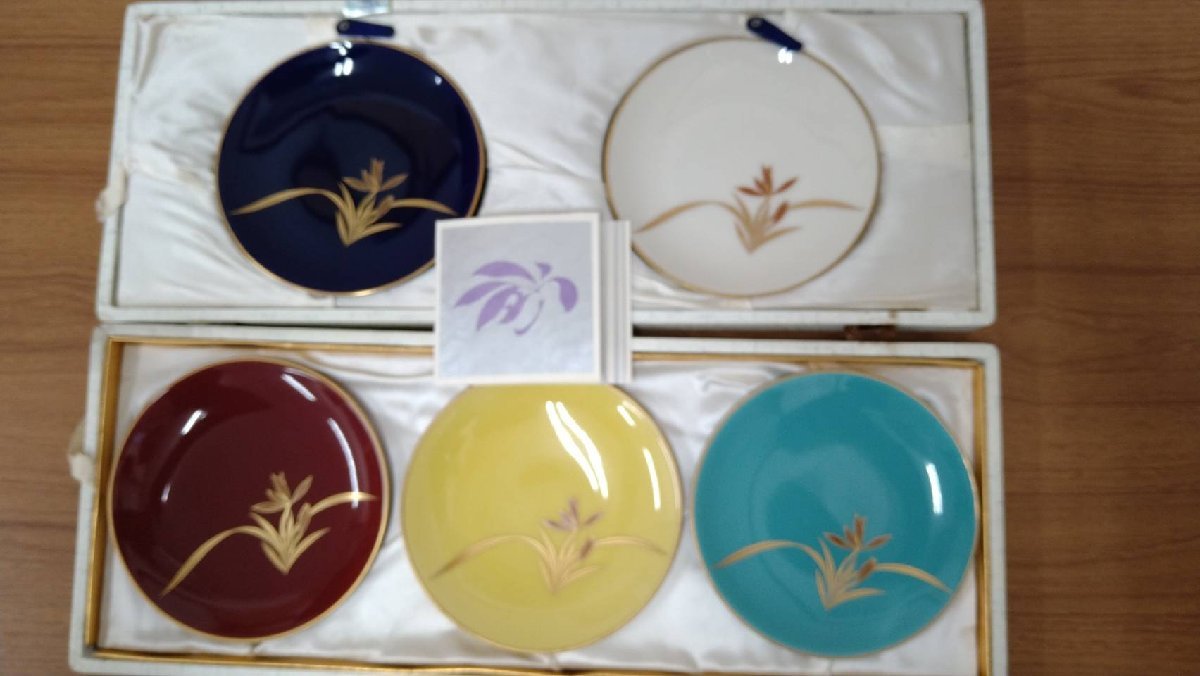 香蘭社 花模様（蘭）銘々皿5枚セット の画像1