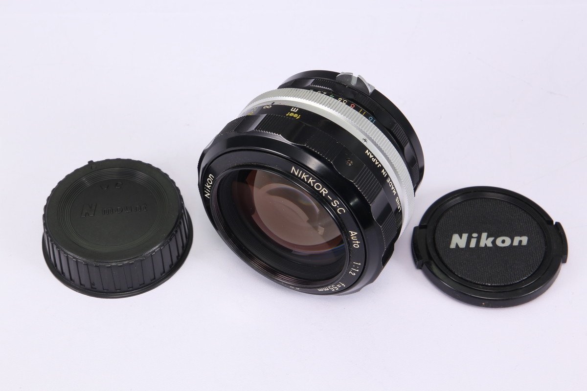【 実用品 | 動作正常 】 Nikon NIKKOR-S・C Auto 55mm F1.2 【 カビ痕あるもののクリアな光学系 】_画像2