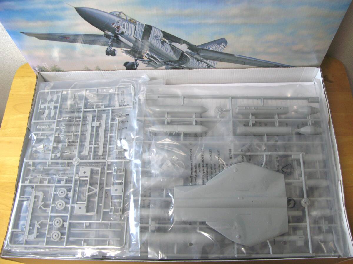 【トランペッター】1/32 MIG-23ML Flogger-G_画像2