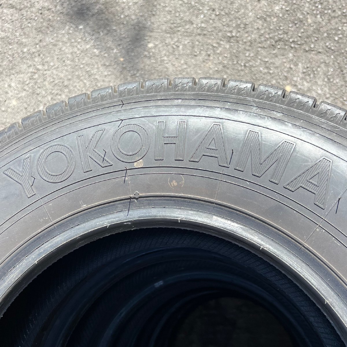 YOKOHAMA ヨコハマ iceGUARD アイスガード iG91 三菱ふそう ブルーテックキャンター スタッドレスタイヤ 冬用タイヤ 205/85R16 117/115L ６_画像4