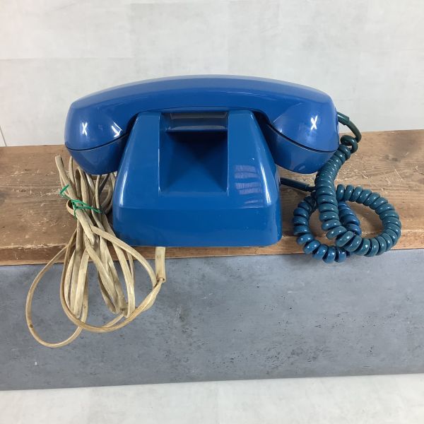 B2022[ rare ] operation not yet verification. blue color push type telephone machine. 601-P. KN 84. Showa Retro. POP retro. that time thing 
