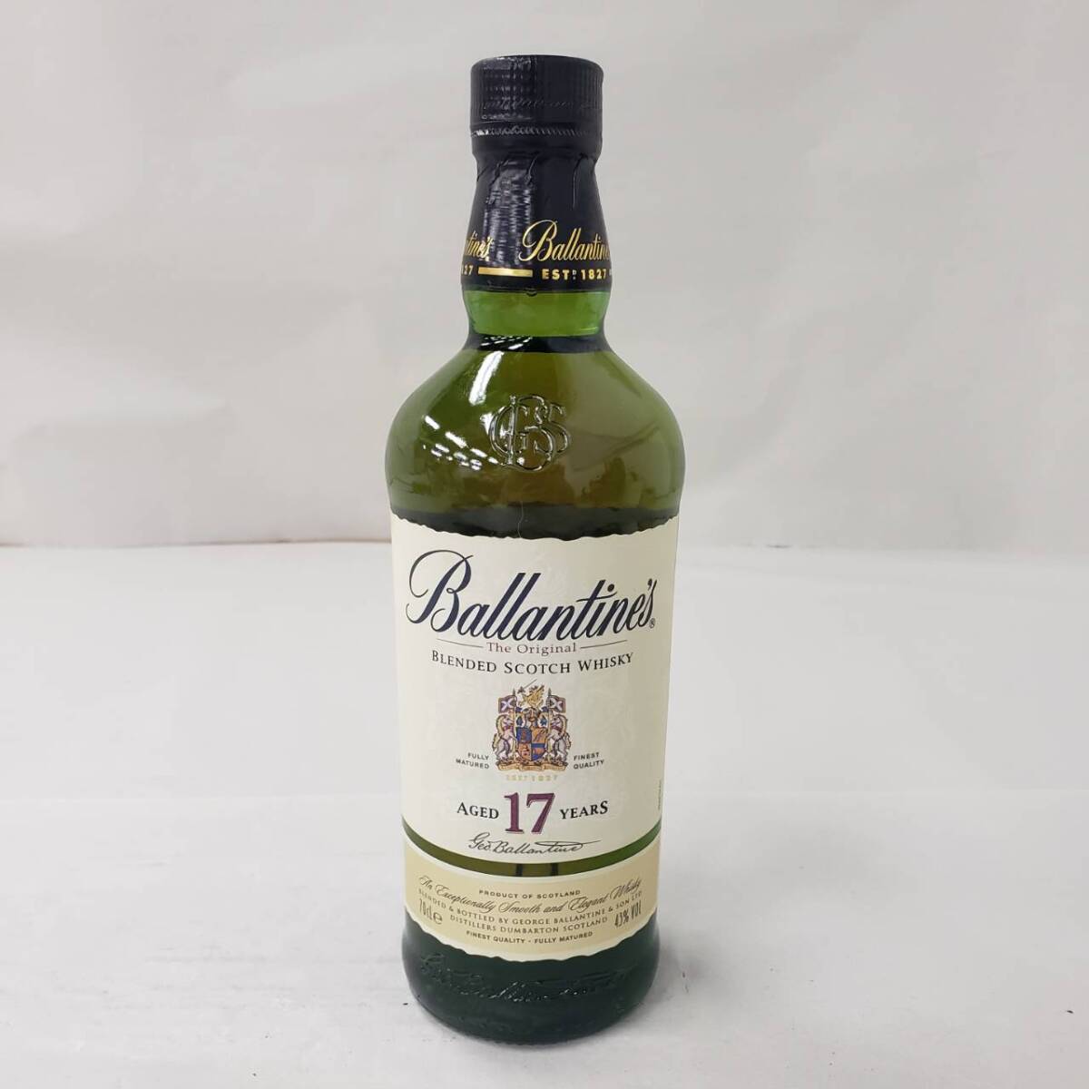 M18270(032)-557/MM3000　酒　Ballantine's　BLENDED SCOTCH WHISKY　17年　バランタイン　43％　700ml　箱付き_画像2