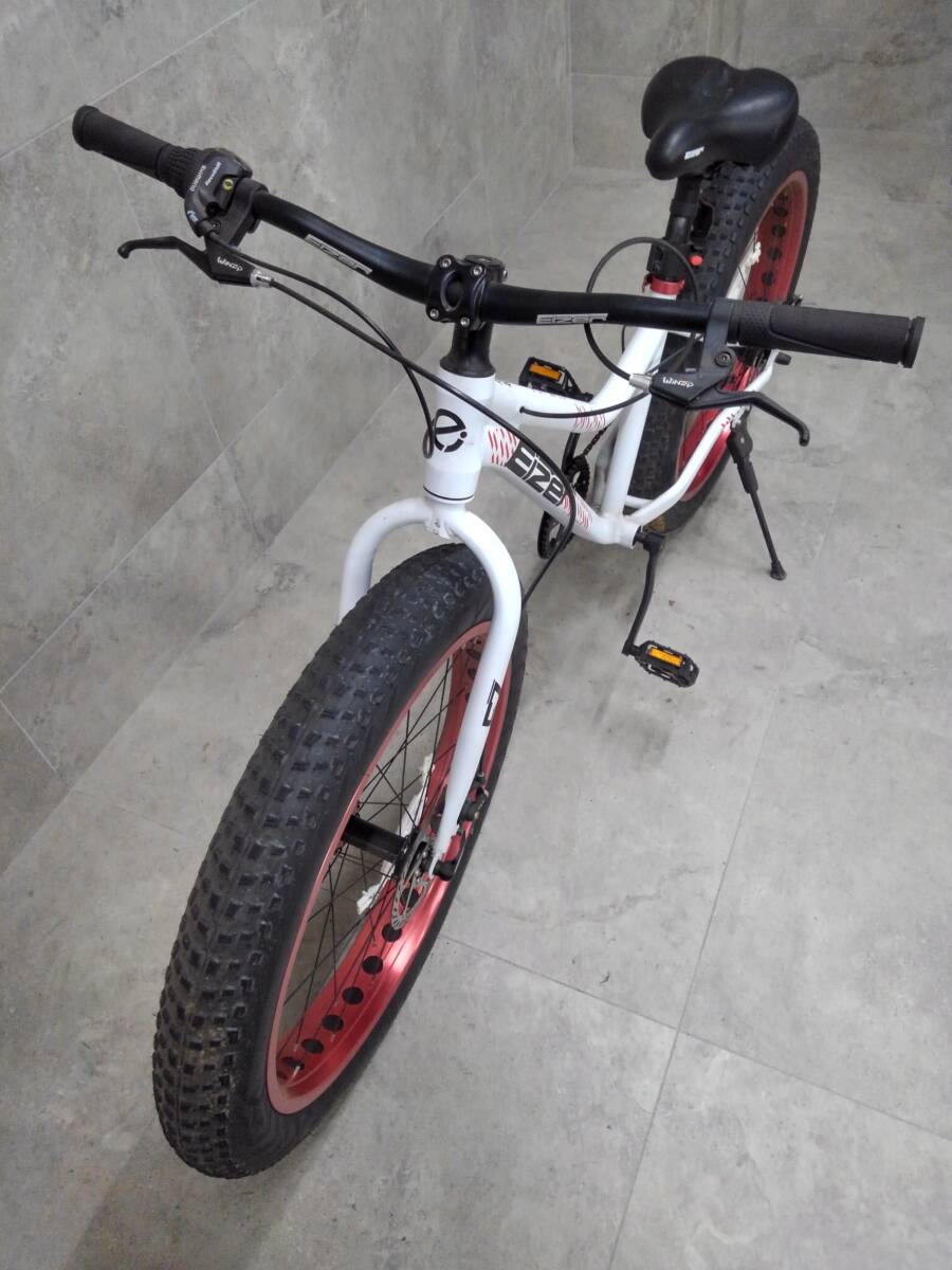 CHARI(032)-2/YK9000【千葉から家財便発送または引取り】Eizer FAT BIKE 自転車 FRAME SIZE 15_画像3