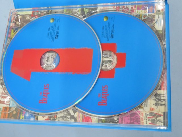 ◎THE BEATLES DVD2枚とCD1枚 1＋ ブック型ケース ザ・ビートルズ USED 91119◎！！_画像2