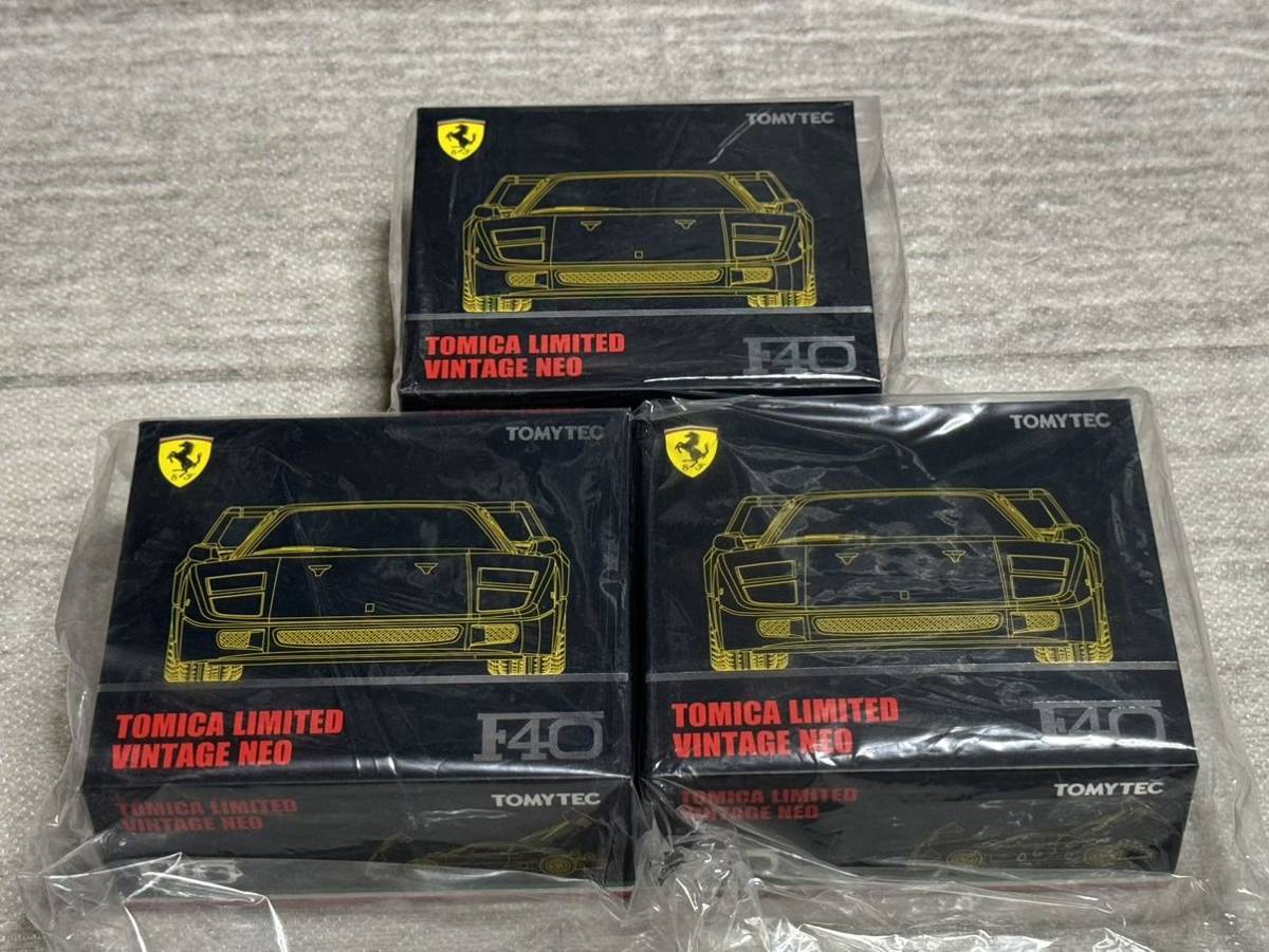 3台入荷！！【絶版】【限定】トミカ　リミテッドヴィンテージ NEO フェラーリ F40 イエロー　　TOMICA LIMITED VINTAGE NEO Ferrari F40_画像1