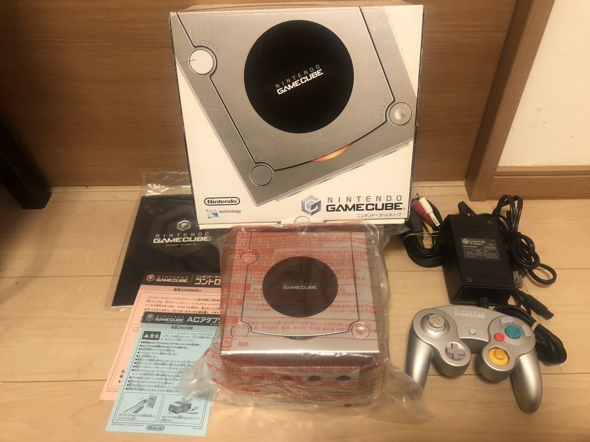 動作未確認 本体見た目美品 Nintendo 任天堂 GAMECUBE 動作未確認 本体見た目美品 Nintendo 任天堂 GAMECUBE