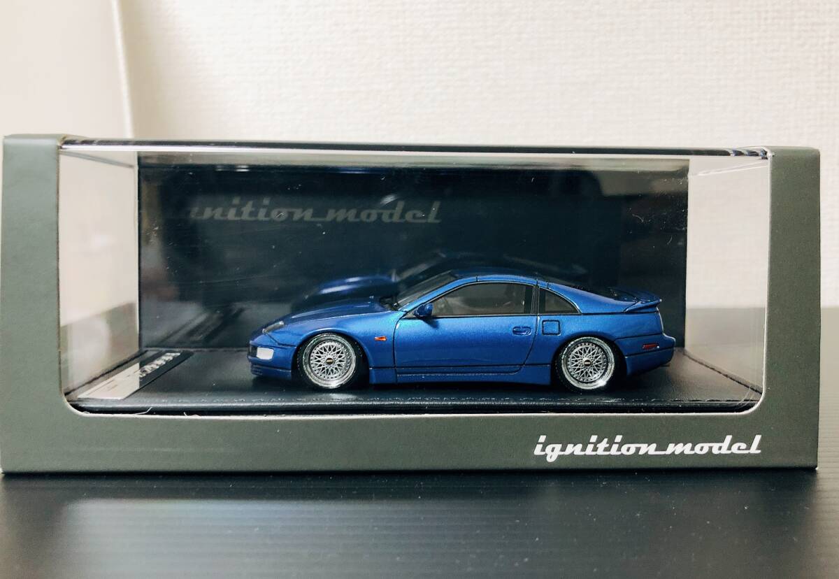 ■イグニッションモデル 1/43 ニッサンフェアレディZ (Z32) ブルー_リアウィンドウ下部に浮きあり。画像6参照