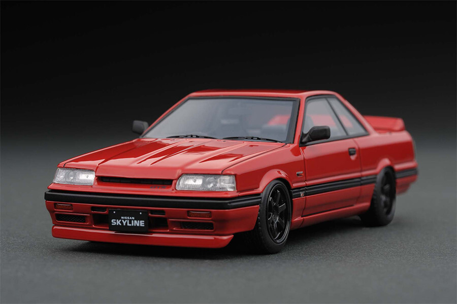 ■イグニッションモデル 1/43 ニッサンスカイライン GTS (R31) レッド_画像1