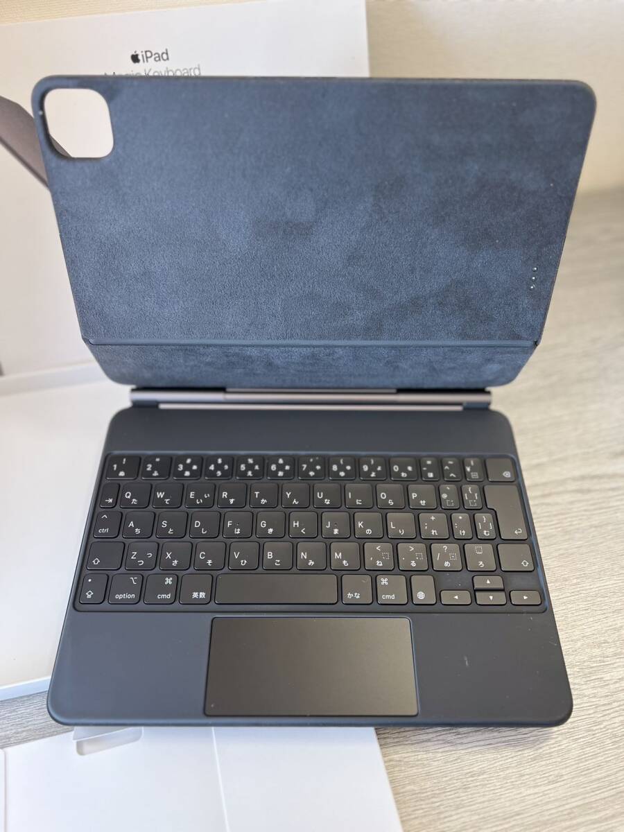 超美品 Magic Keyboard MXQT2J/A Black 11インチiPad Pro(第1〜4世代）/iPad Air(第4/5世代）送料無料_画像3