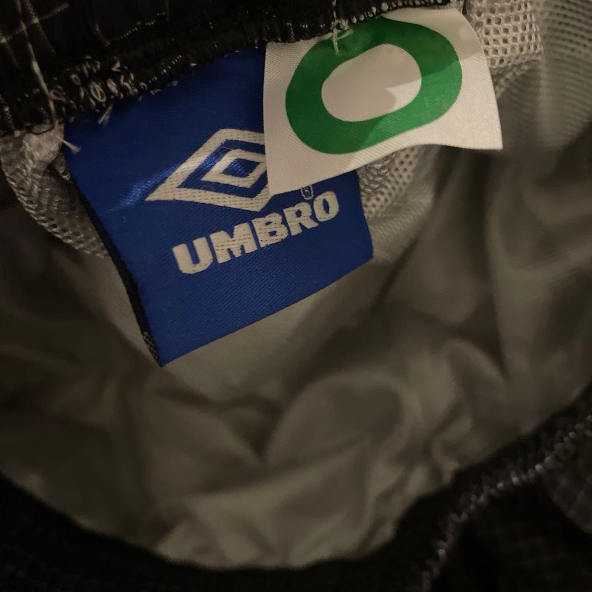 OLD UMBRO 90s vintage nylon pants デカダイヤ　大文字　旧タグ　青タグ　トラックパンツ