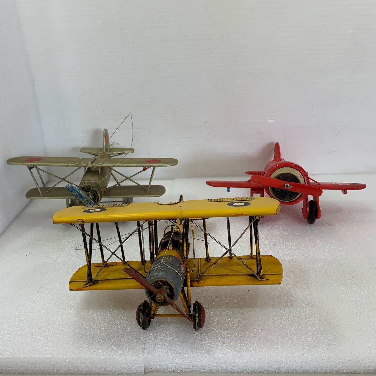 QW3456 TIN Airplane British Fighter K3215 / Ka -128 / Ka -825 / текущий элемент / ретро -винтажная игрушка грязно 0206