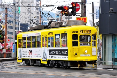 デジ画像２コマ　長崎電気軌道の旧車　３６０形と３００形_画像1