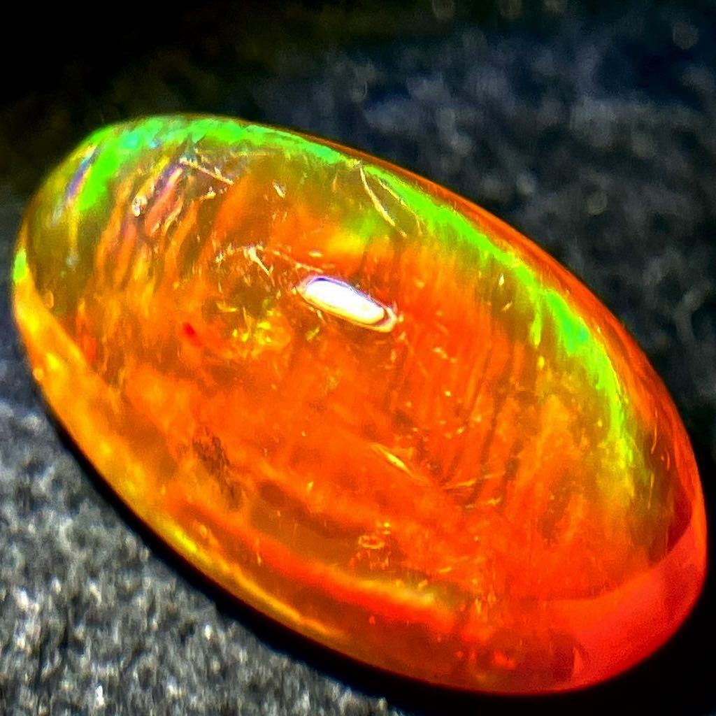 遊色効果抜群!!［天然ファイアオパール3.814ct］M 約13.3×7.7mm ルース 裸石 fire opal 宝石 ジュエリー jewerly EA0_画像5