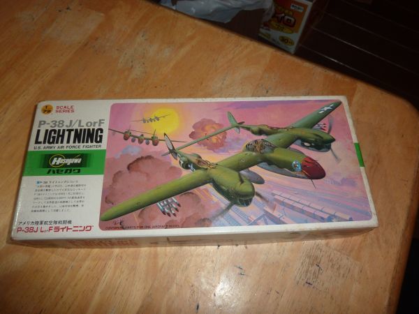 1/72 P-38J/L or F ライトニング　ハセガワ　アメリカ陸軍航空隊戦闘機_画像1