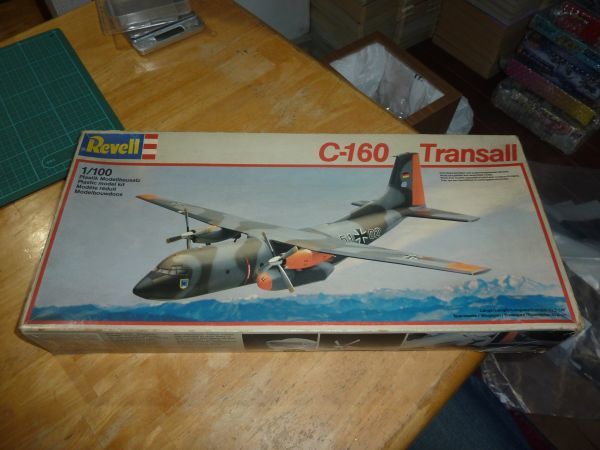1/100 C-160 トランザール ドイツ空軍輸送機 レベル Transall Revellの画像1