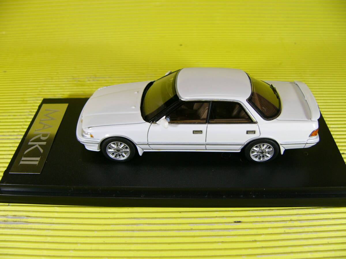MARK43 1/43 トヨタ マークⅡ 2.5 GT ツインターボ 1990 (JZX81) MARKⅡ スーパーホワイト (最安送料レタパ520円)の画像4