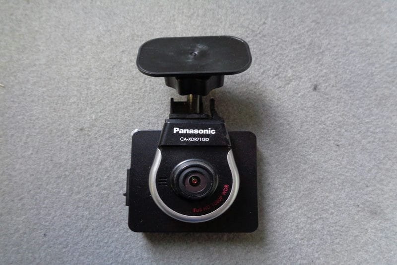 Panasonic パナソニック ドライブレコーダー FullHD GPS 視野角155度 2.31型 TFT ドラレコ CA-XDR71GD B05945-GYA2の画像2
