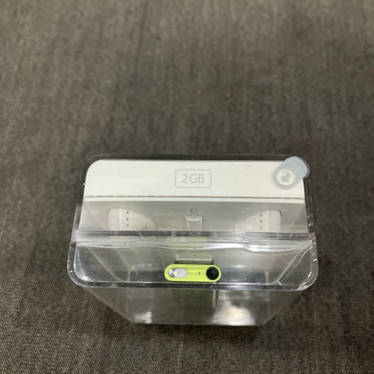 iPod shuffle 2GB Green PC381J/A ゆ_画像3