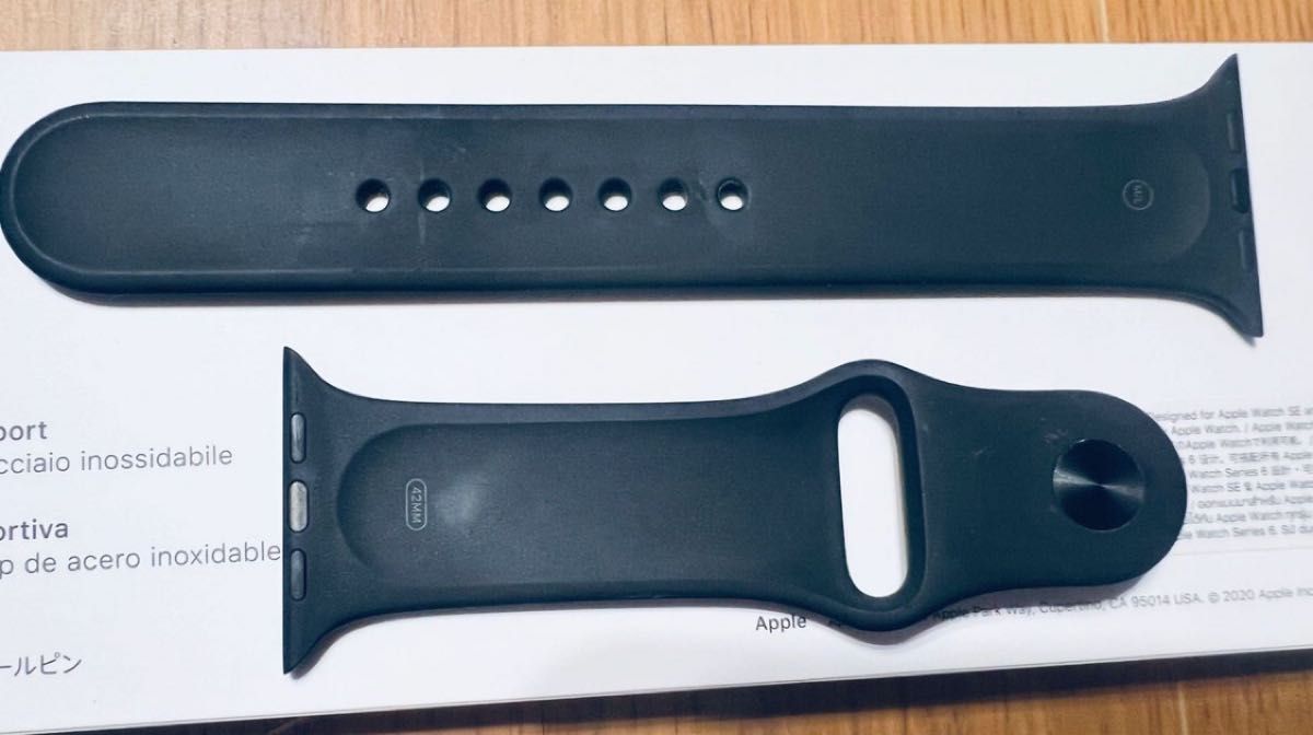 美品　純正品 Apple Watch ultra 49mmケース用 黒色　スポーツバンド レギュラーM/L 柔軟 薄い 軽