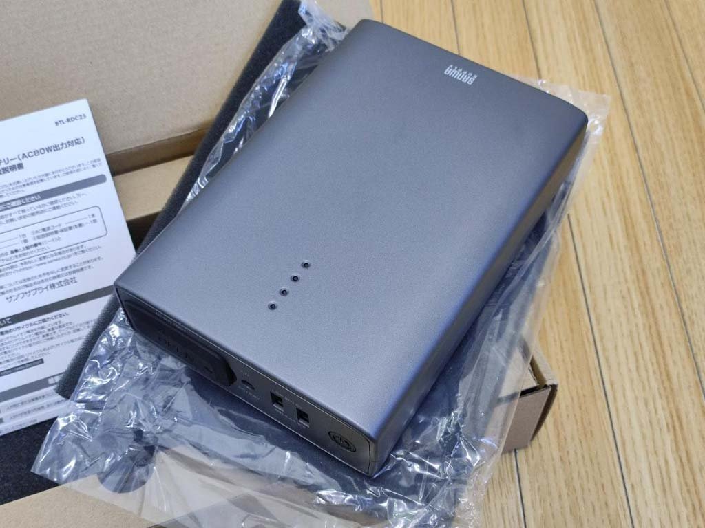 未使用★サンワサプライ AC出力付モバイルバッテリー AC80W出力対応 BTL-RDC25★40200mAh_画像3