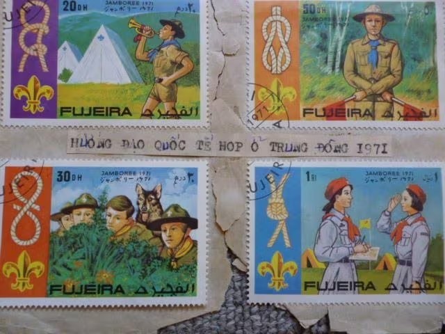 ベトナム古い切手まとめての画像2