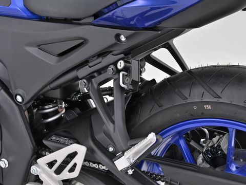 デイトナ 97937 ヘルメットホルダー YZF-R15/R125 MT-125 バイク カギ 盗難防止 ロック_画像3