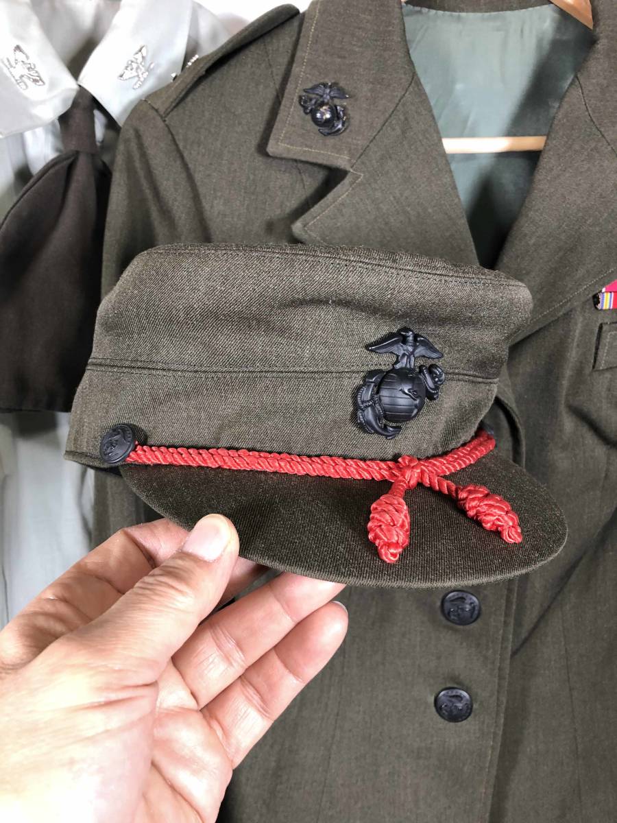 実物　アメリカ軍　アメリカ海兵隊　USMC　女性制服　上下セット　帽子付き　中古品　年代不明　現用？　_画像2