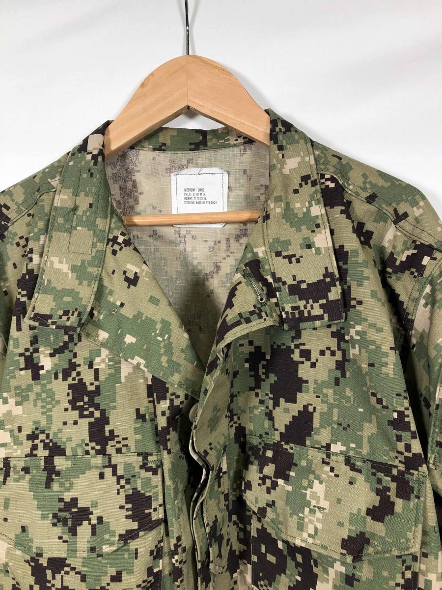 実物　アメリカ海軍　NWU Type III 現用迷彩　デジタル迷彩　ジャケット　パンツ　複数出品　中古品　放出品　B_画像2